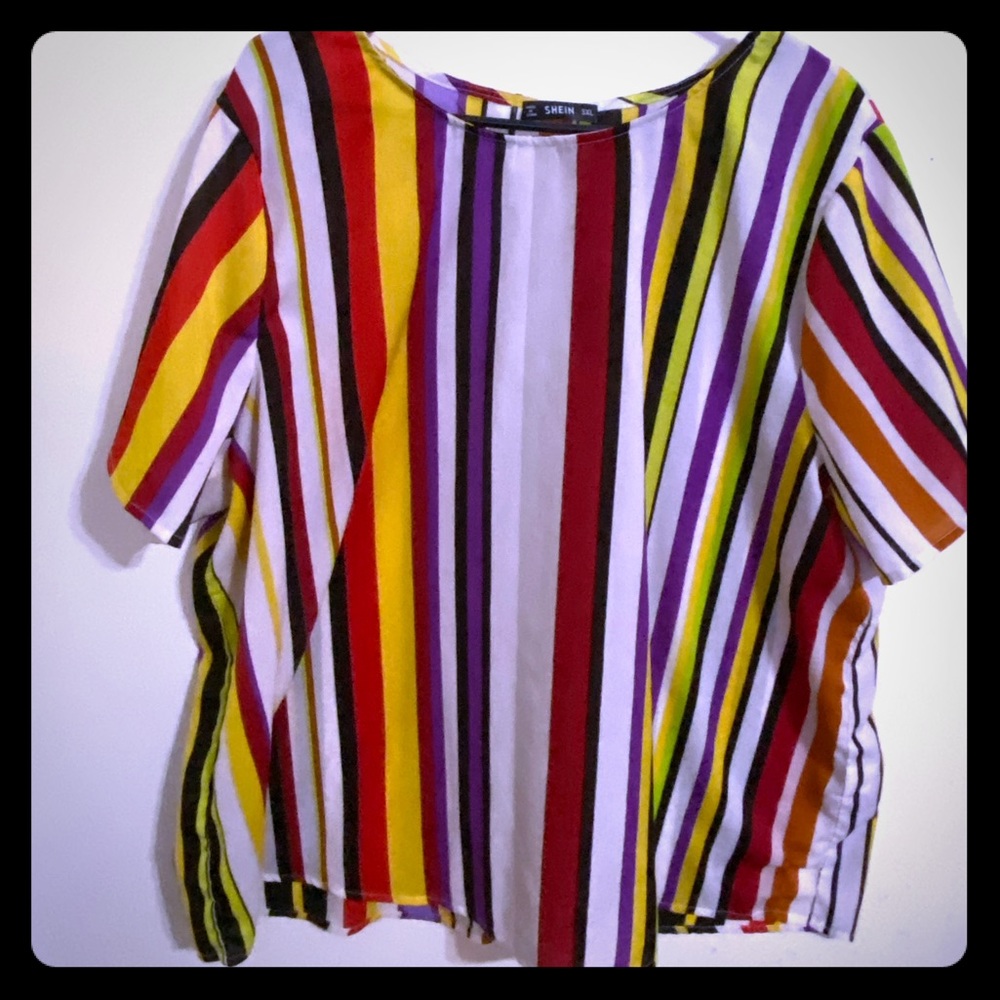 Blouse colorful and fun
